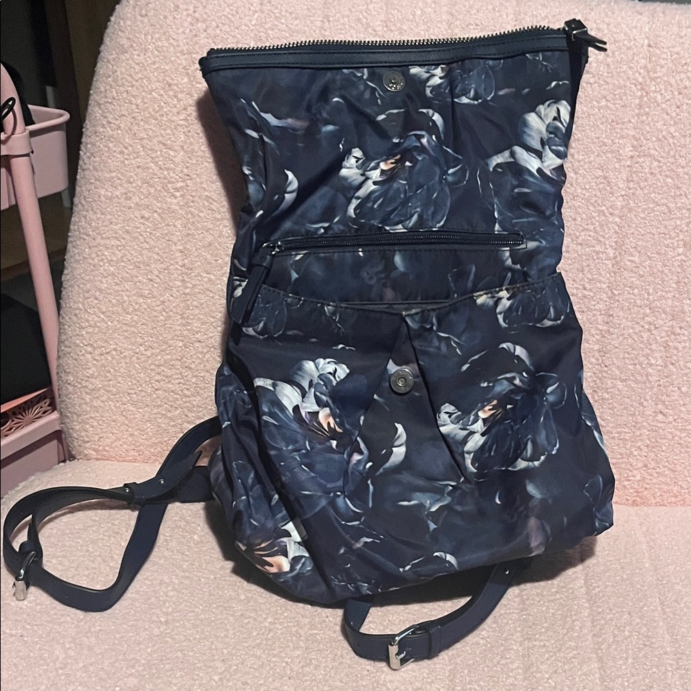 Simply Vera Vera Wang Midnight Blue Floral Backpack